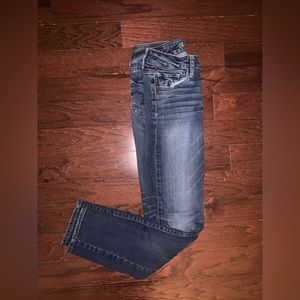 Women’s American Eagle Skinny Jeans-Dark Wash
